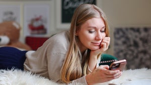 Warum Tinder jetzt mit OpenAI kooperiert und Nutzer mit einer KI flirten lässt