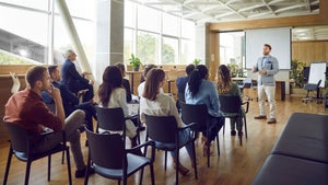 Weiterbildung auf Firmenkosten: 3 Argumente für deinen Chef