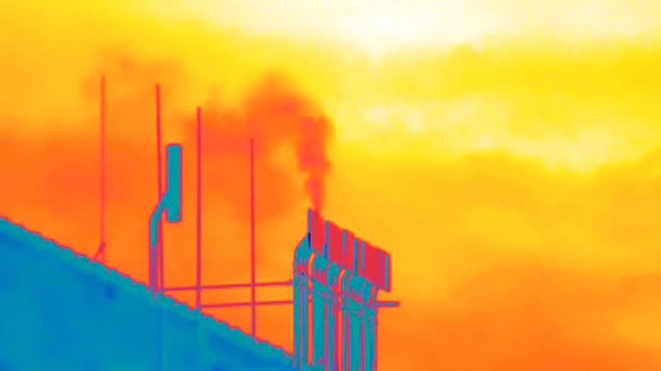 Methanemissionen einer Verdichteranlage, aufgenommen mit einer Gasdetektionskamera