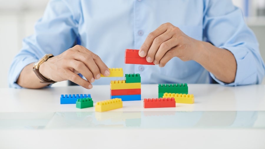 Dieses Unternehmen erlaubt Mitarbeitern Lego-Sets als Benefit – nicht alle sind begeistert Dieses Unternehmen erlaubt Mitarbeitern Lego-Sets als Benefit – nicht alle sind begeistert