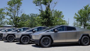 Warum Teslas Cybertruck gerade so günstig wie nie zuvor ist