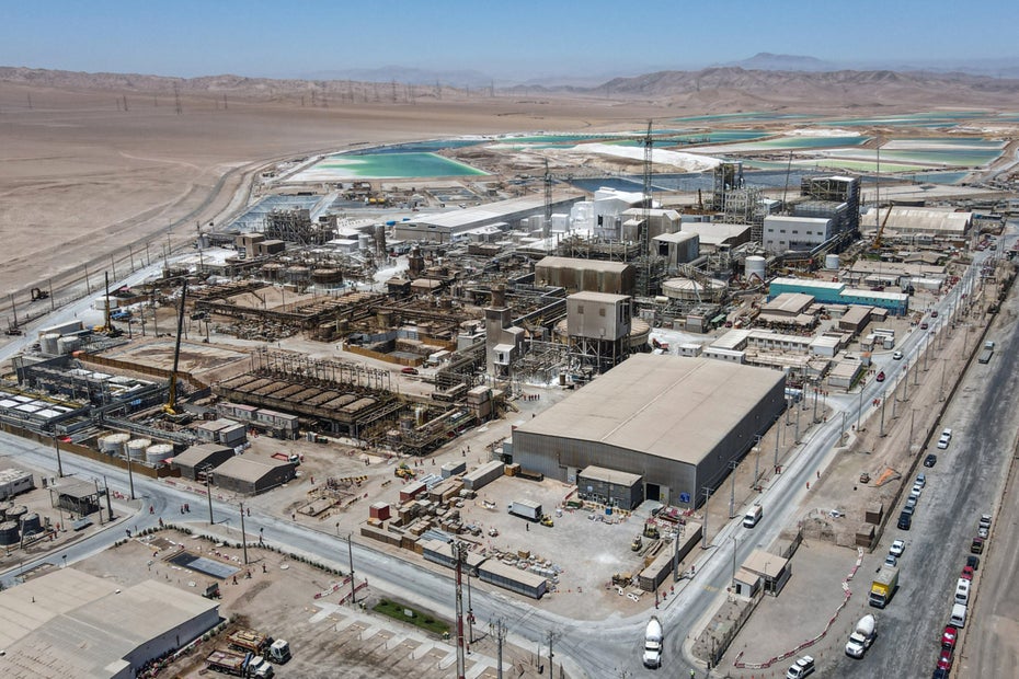 Eine Anlage zur Umwandlung von Lithium in Lithiumkarbonat.