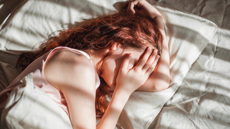 Statt morgens auf Snooze zu drücken: Harvard-Forscher verraten, wie du deinen Schlaf optimierst
