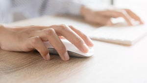 Meta-Armband liest Muskelimpulse – und steuert deinen Computer, bevor sich deine Finger bewegen