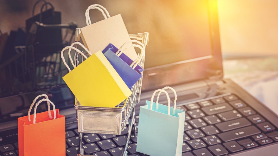 Antizyklisch kaufen: Warum gutes Timing beim Onlineshopping bares Geld spart Antizyklisch kaufen: Warum gutes Timing beim Onlineshopping bares Geld spart