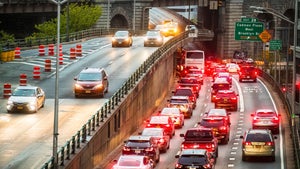 Robotaxi-Expansion: Was eine Stellenanzeige über Teslas Pläne und kommende Herausforderungen verrät
